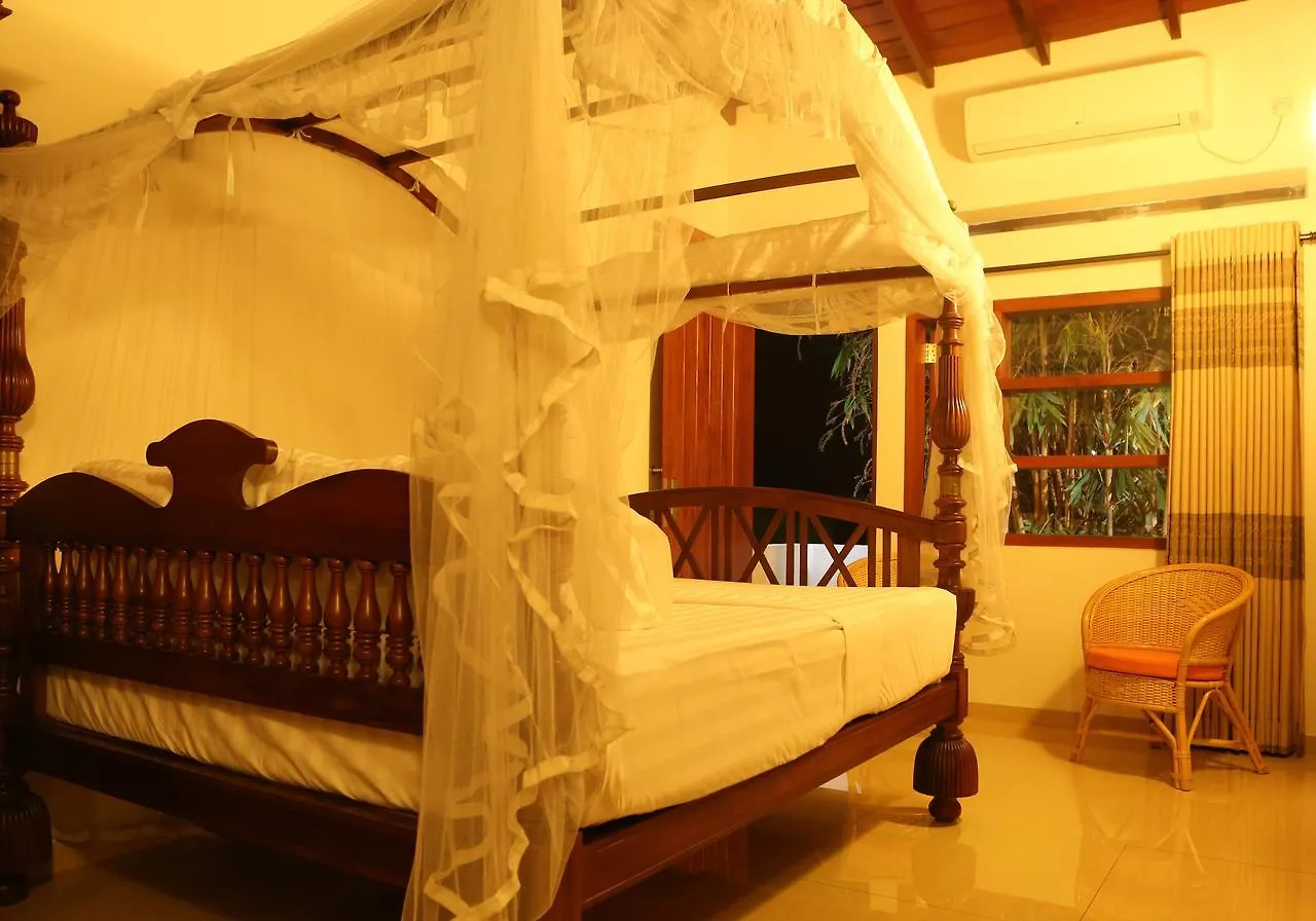 Hotel Colombo Center Point By City Hub Battaramulla